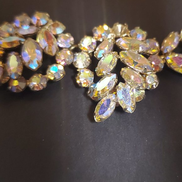 1950's Vintage Necklace - Picture 3 of 4